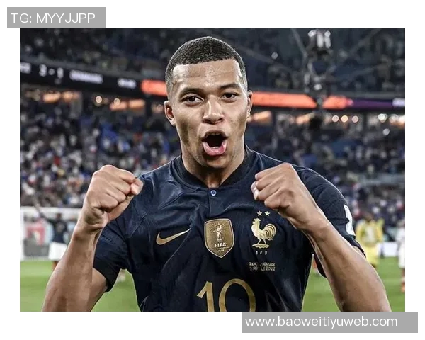 姆巴佩接过法国10号球衣责任普拉蒂尼称其理解重要性 姆巴佩接过法国10号球衣责任普拉蒂尼称其理解重要性